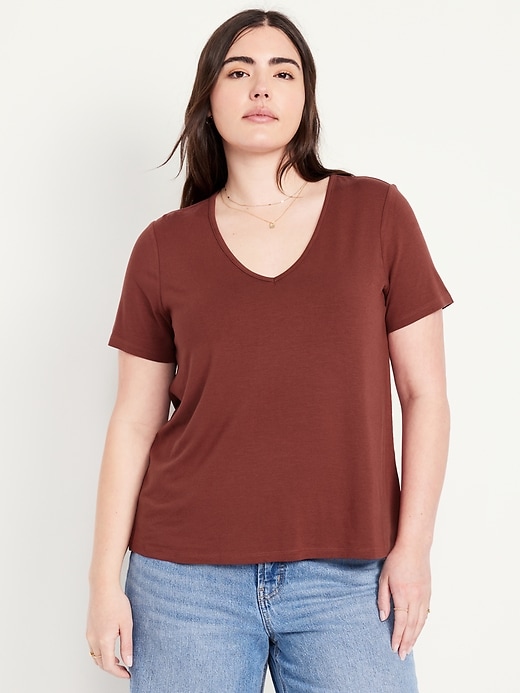 Image number 4 showing, Luxe V-Neck T-Shirt