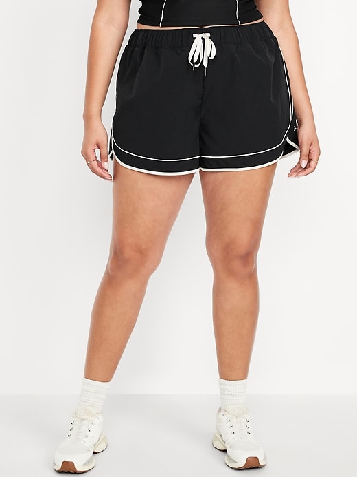 Image number 6 showing, Mid-Rise Run Shorts
