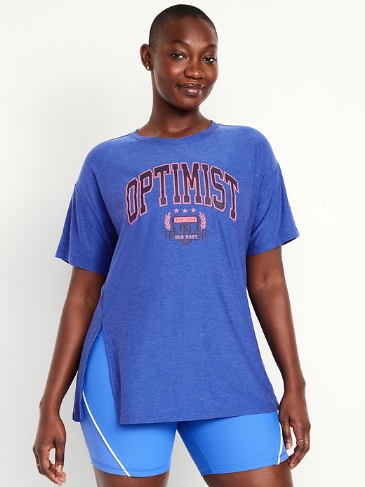 Image number 5 showing, CloudMotion Oversized Graphic T-Shirt