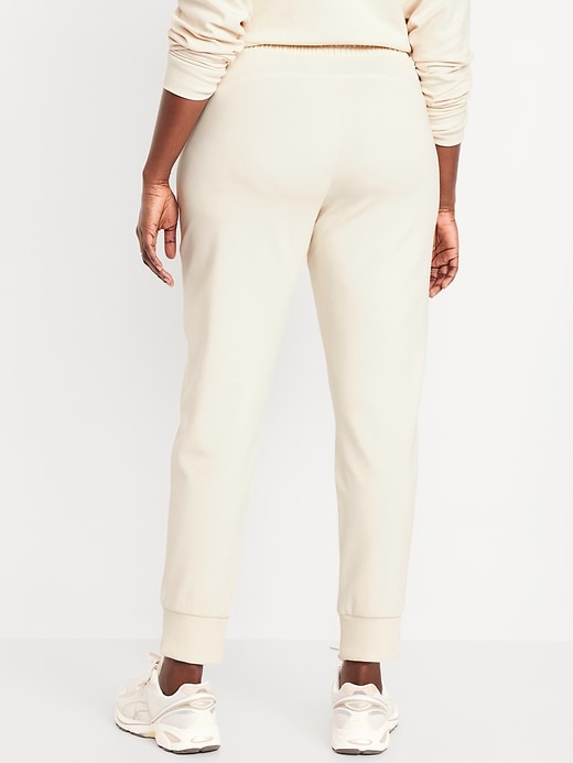 Image number 5 showing, High-Waisted Dynamic Fleece Jogger Sweatpants