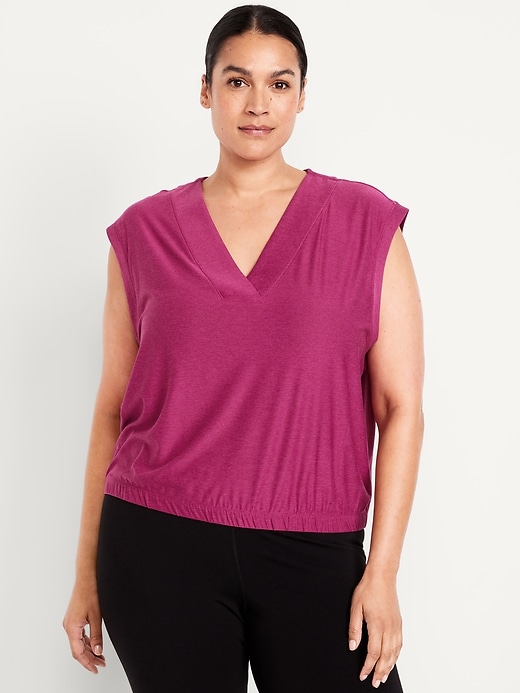 Image number 7 showing, CloudMotion V-Neck Tank