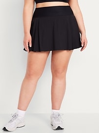 Extra High-Waisted StretchTech Pleated Skort