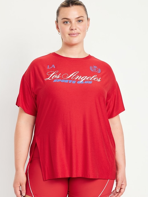 Image number 7 showing, CloudMotion Oversized Graphic T-Shirt