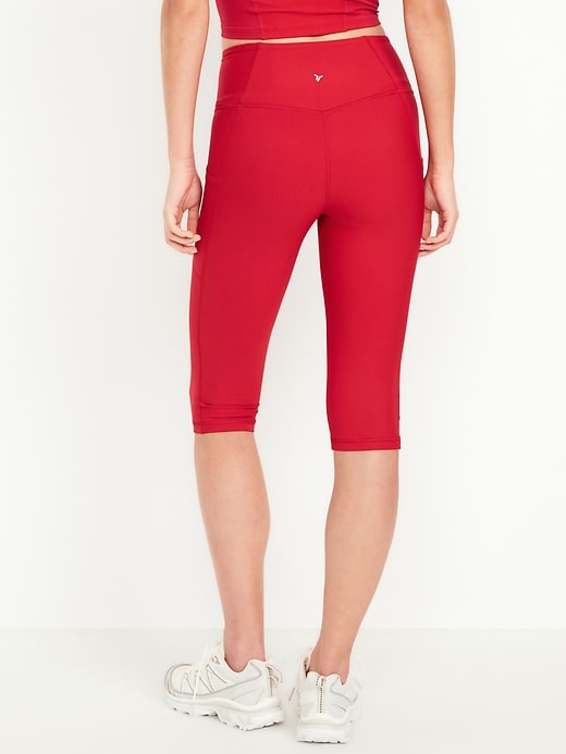 Image number 8 showing, High-Waisted PowerSoft Capri Pocket Leggings