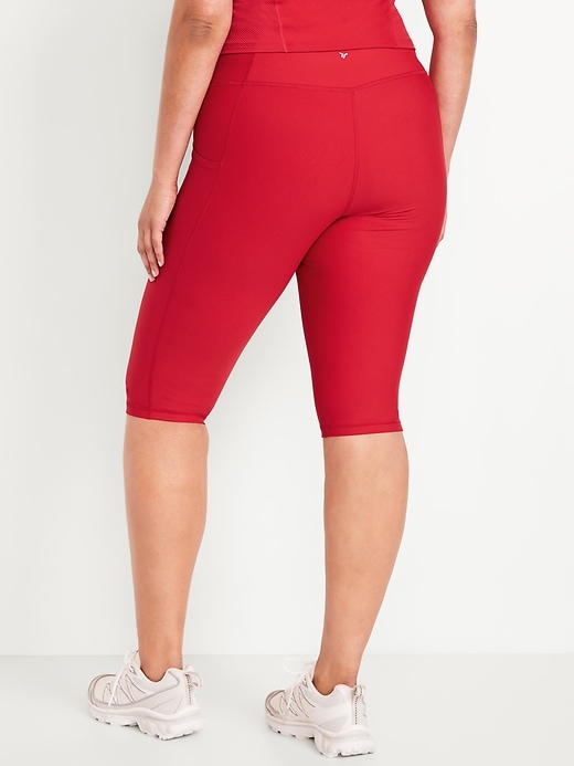 Image number 7 showing, High-Waisted PowerSoft Capri Pocket Leggings