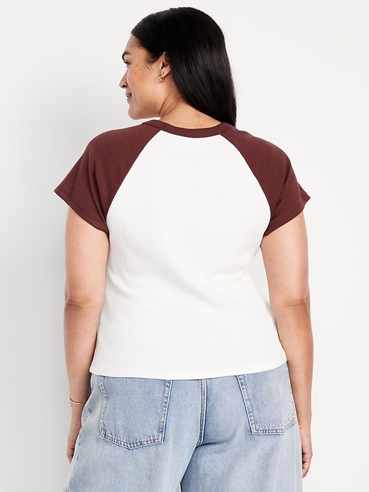 Image number 7 showing, Snug Raglan T-Shirt