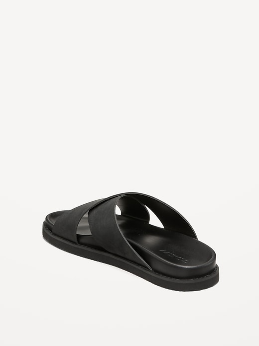 L'image numéro 4 présente Sandales en similicuir à brides croisées pour homme