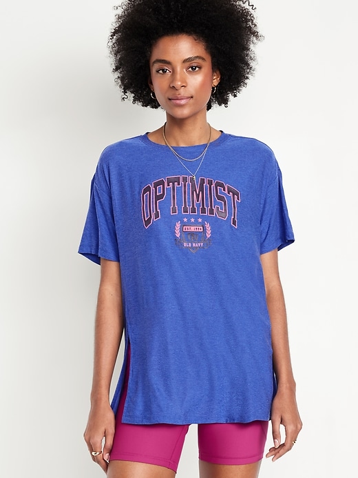 Image number 1 showing, CloudMotion Oversized Graphic T-Shirt