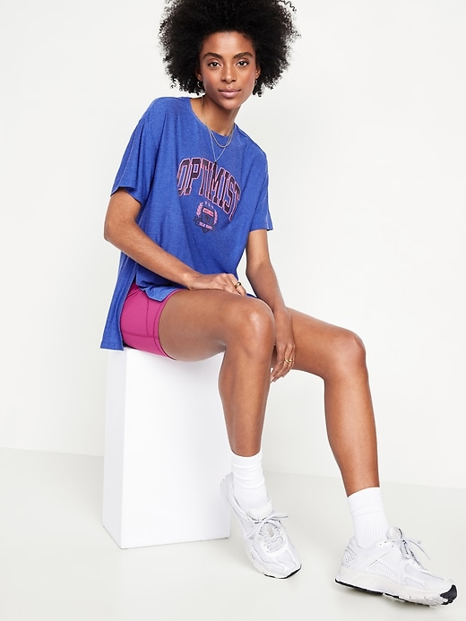 Image number 3 showing, CloudMotion Oversized Graphic T-Shirt