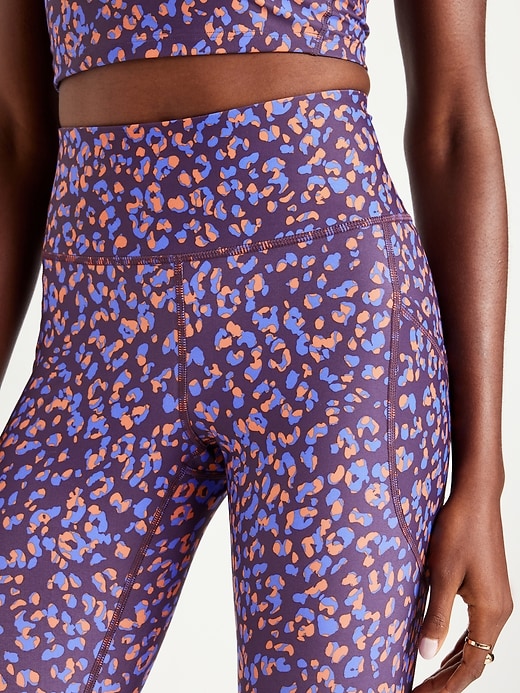 L'image numéro 3 présente Legging PowerSoft à taille haute longueur 3/4
