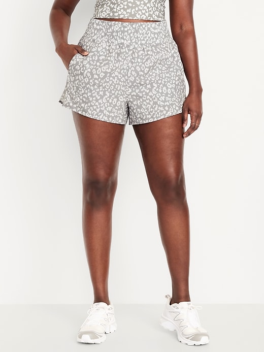 Image number 4 showing, Extra High-Waisted Crinkle Run Shorts -- 3-inch inseam