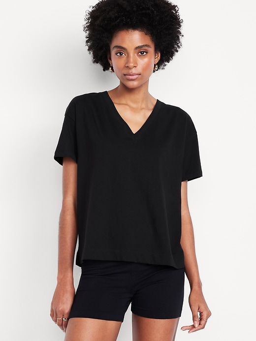 Image number 1 showing, Vintage V-Neck T-Shirt
