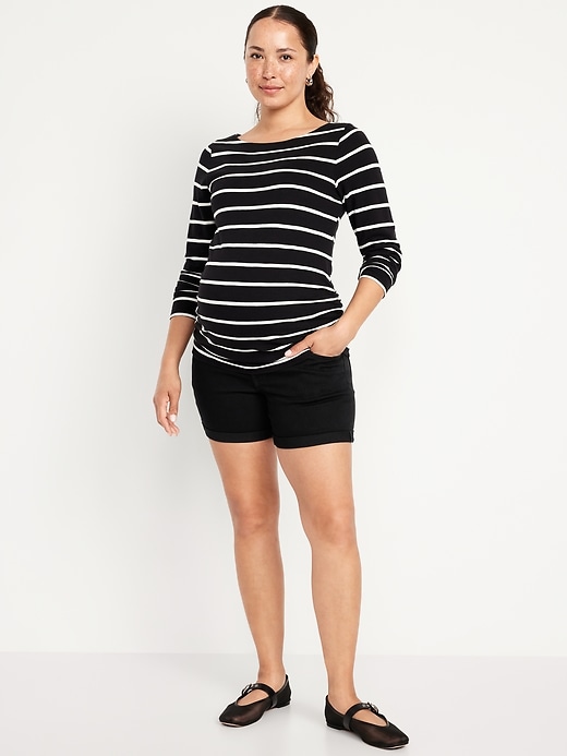 Image number 1 showing, Maternity Full-Panel WOW OG Short -- 5-inch inseam