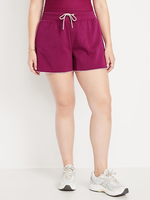 Image number 4 showing, Extra High-Waisted Dynamic Fleece Sweat Shorts