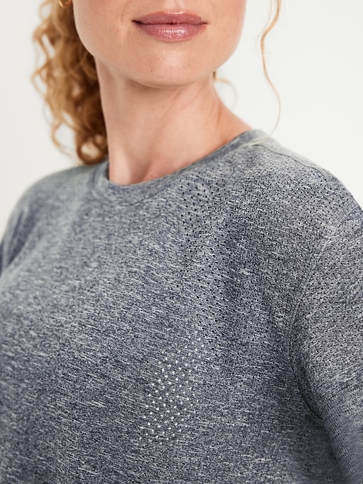 Image number 4 showing, Fluid Seamless Loose T-Shirt