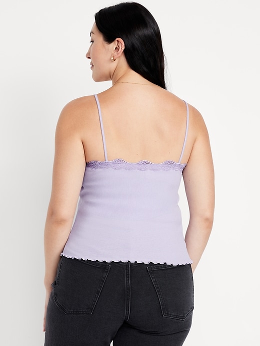 L'image numéro 5 présente Camisole à bordure en dentelle