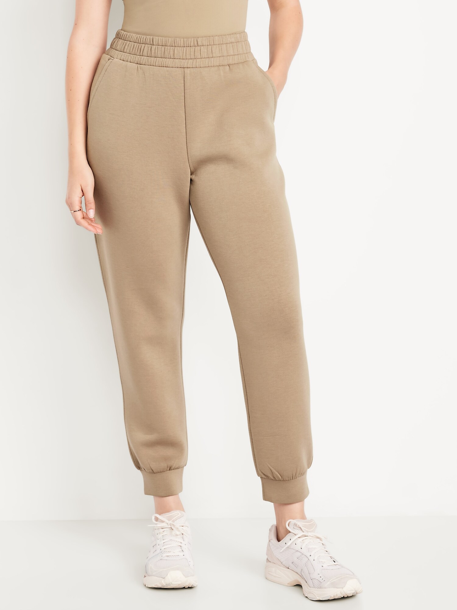 High-Waisted Bounce Fleece Jogger Sweatpants