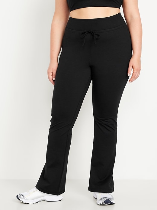 Image number 5 showing, Extra High-Waisted CloudComfy Flare Leggings