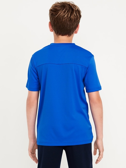 L'image numéro 2 présente T-shirt Performance Go-Dry Cool à manches longues pour garçon