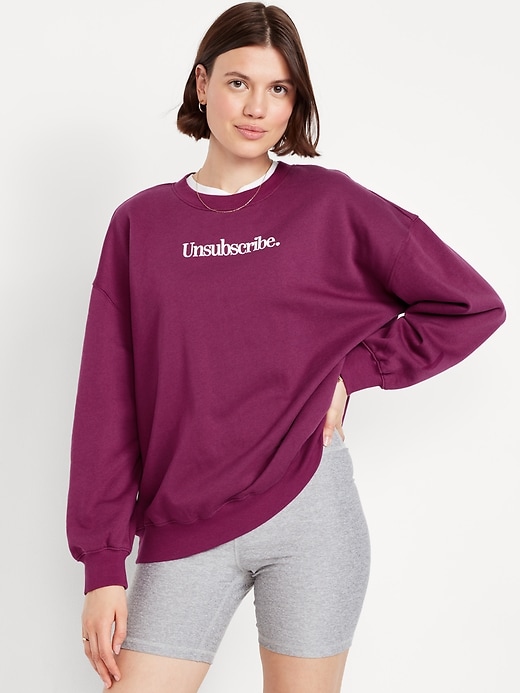Image number 1 showing, SoComfy Oversized Graphic Sweatshirt