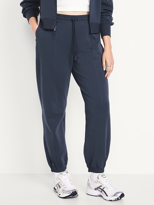 Image number 4 showing, High-Waisted Dynamic Fleece Sweatpants