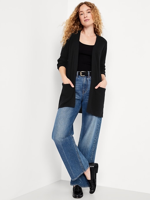 L'image numéro 5 présente Cardigan long sans boutons