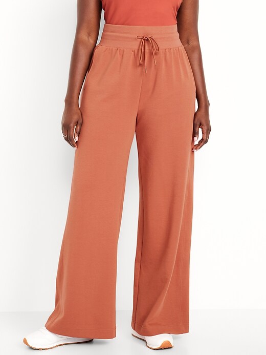 Image number 4 showing, Extra High-Waisted Dynamic Fleece Wide-Leg Sweatpants