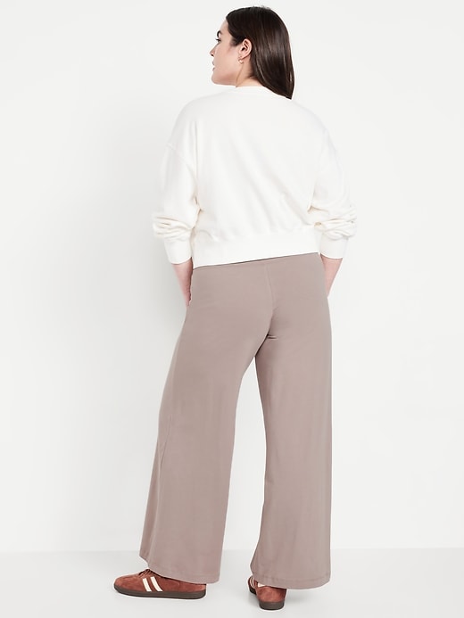 L'image numéro 5 présente Legging en jersey à taille mi-basse et à jambe ultra-large