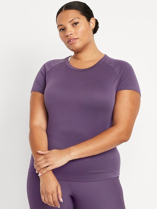 Image number 5 showing, Fluid Seamless Fitted T-Shirt