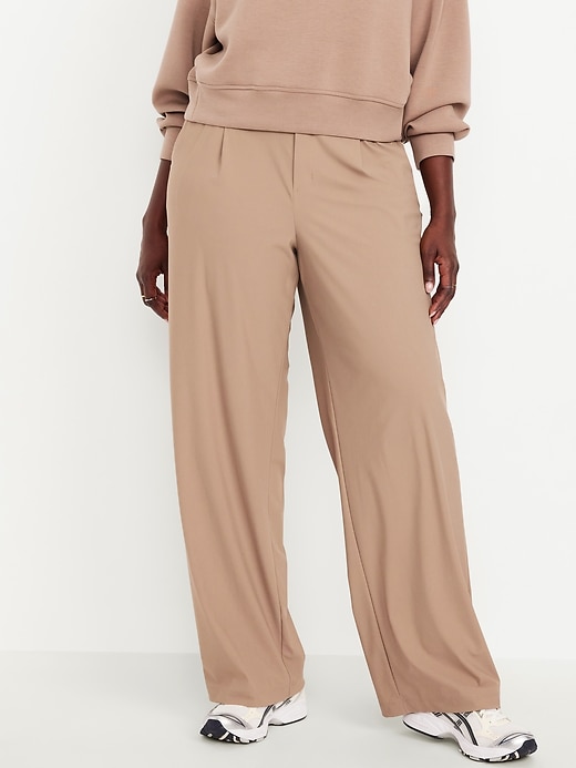 L'image numéro 4 présente Pantalon tailleur Tech élégant jambe large à taille haute