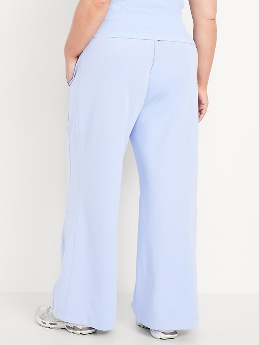 Image number 7 showing, Extra High-Waisted Dynamic Fleece Wide-Leg Sweatpants