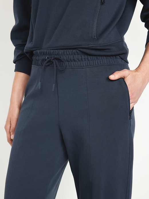 Image number 8 showing, High-Waisted Dynamic Fleece Sweatpants