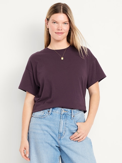 L'image numéro 4 présente T-shirt vintage