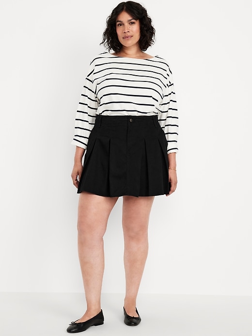 Image number 5 showing, High-Waisted Pleated Mini Skirt