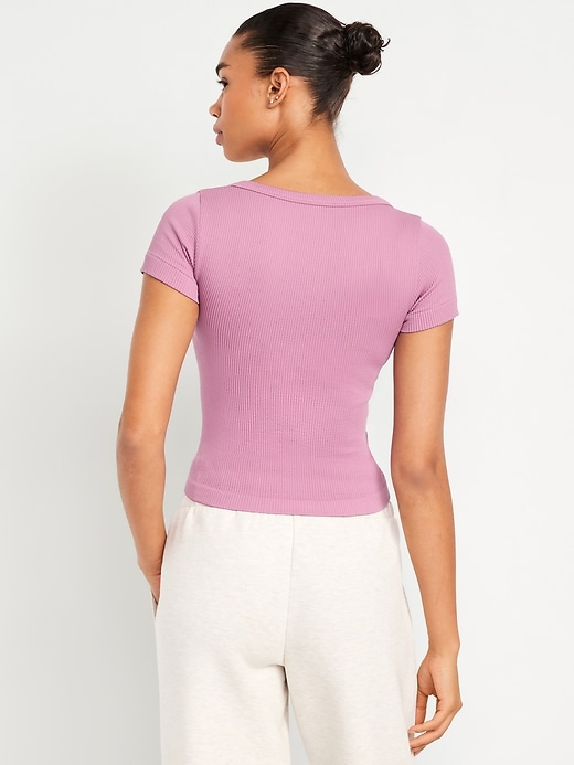 L'image numéro 2 présente T-shirt court côtelé Zénitude sans coutures