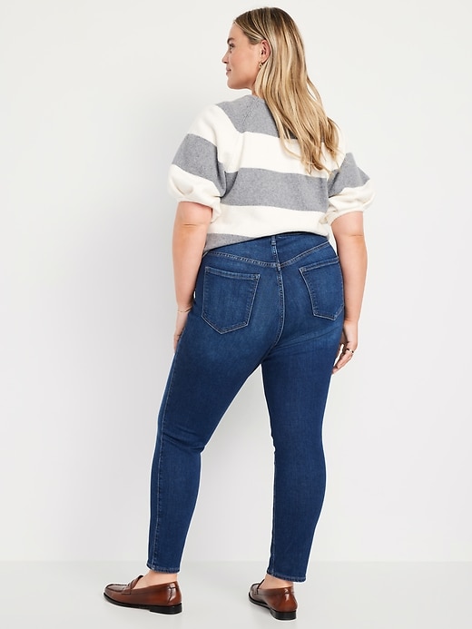 L'image numéro 7 présente Jean Rockstar super ajusté à Extensibilité 360° à taille très haute