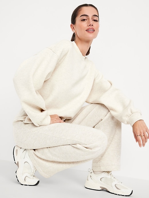 Image number 3 showing, Bounce Fleece Bubble-Hem Sweatshirt