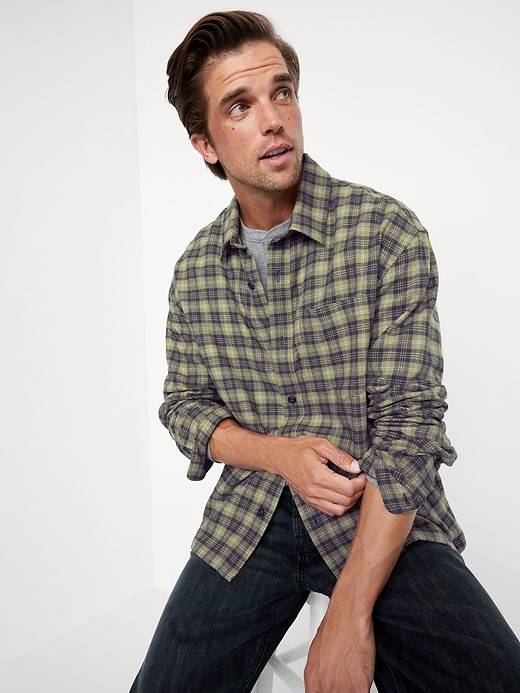 Image number 3 showing, Loose Fit Cropped Plaid Flannel Shirt