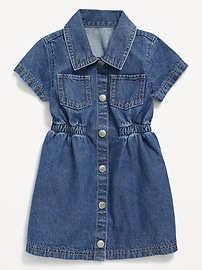 L'image numéro 2 présente Robe en denim à taille cintrée et à manches courtes pour toute-petite fille