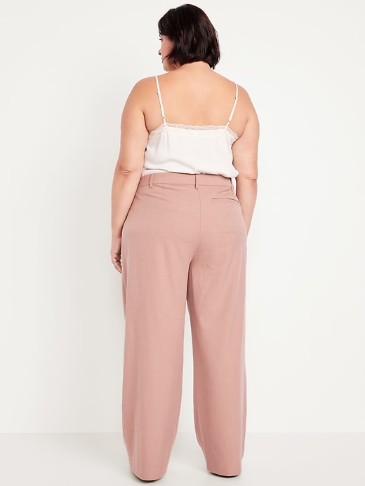 L'image numéro 8 présente Pantalon de tailleur Taylor à taille très haute et à jambe large