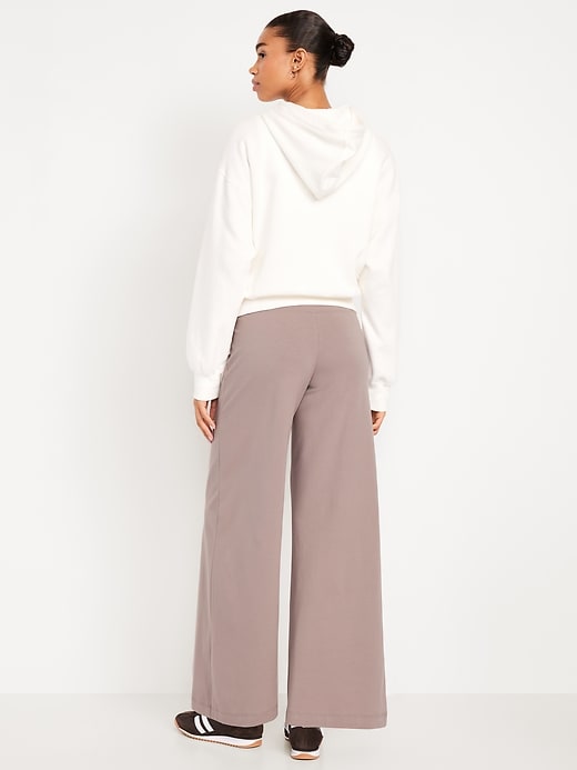 L'image numéro 2 présente Legging en jersey à taille mi-basse et à jambe ultra-large