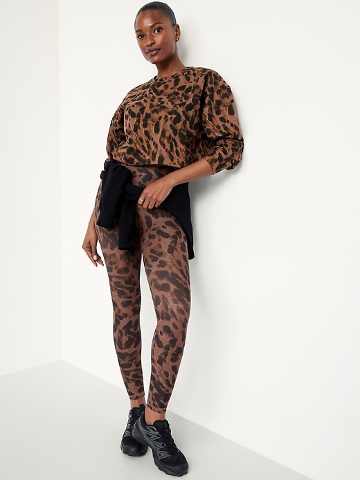 Image number 3 showing, Dynamic Fleece Oversized Crop Sweatshirt