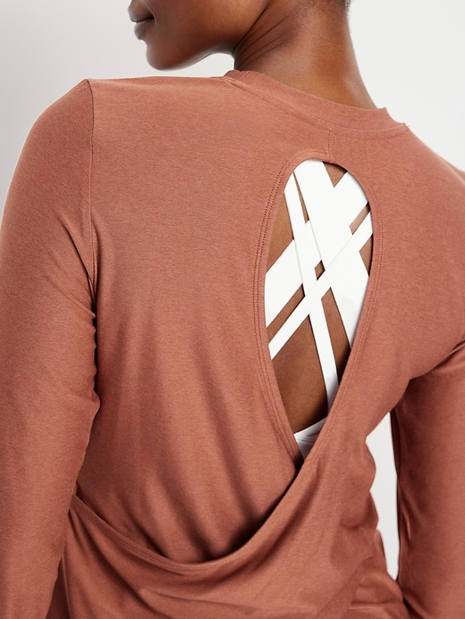 Image number 4 showing, CloudMotion Wrap-Back Top