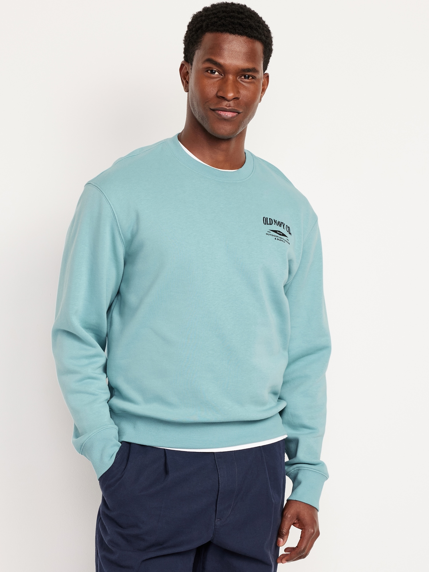 Oversized Essential Logo-Graphic Sweatshirt