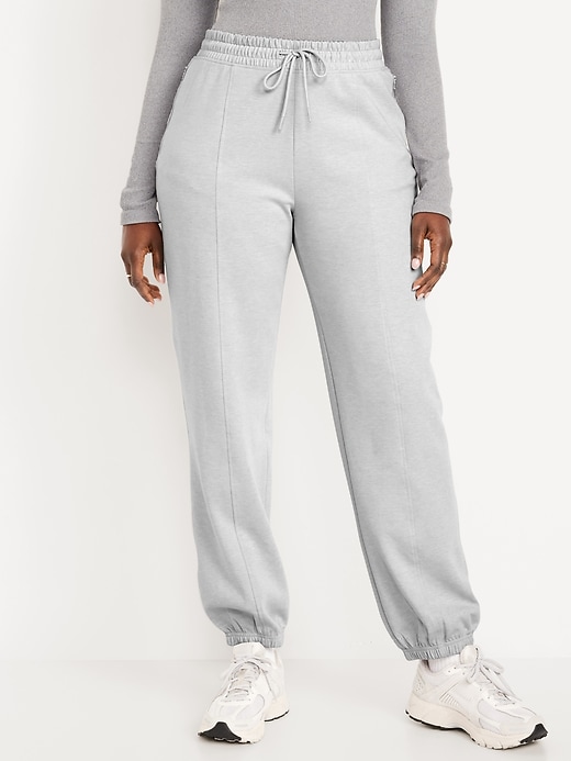 L'image numéro 4 présente Pantalon cargo à taille haute en Molleton dynamique