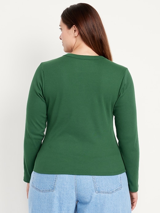 Image number 7 showing, Snug Long-Sleeve Crew-Neck T-Shirt