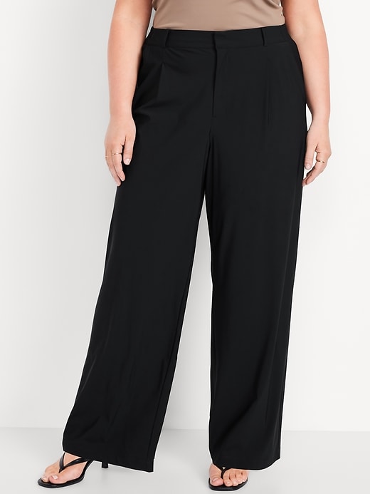 L'image numéro 4 présente Pantalon tailleur Tech élégant jambe large à taille haute