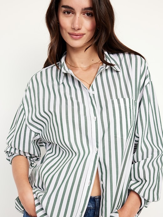 Image number 4 showing, Oversized Button-Down Boyfriend Shirt