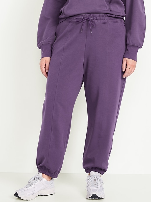 Image number 6 showing, High-Waisted Dynamic Fleece Sweatpants