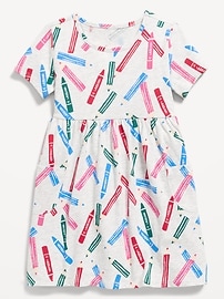 L'image numéro 1 présente Robe à manches courtes en tricot de jersey à motif pour toute-petite fille